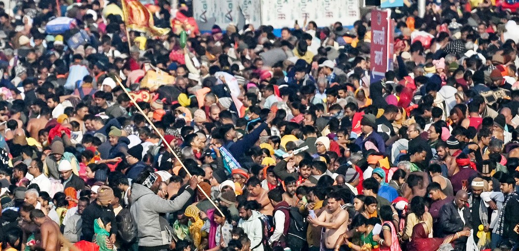 आन्ध्र प्रदेशको मन्दिरमा भागदौड, नौ जनाको मृत्यु