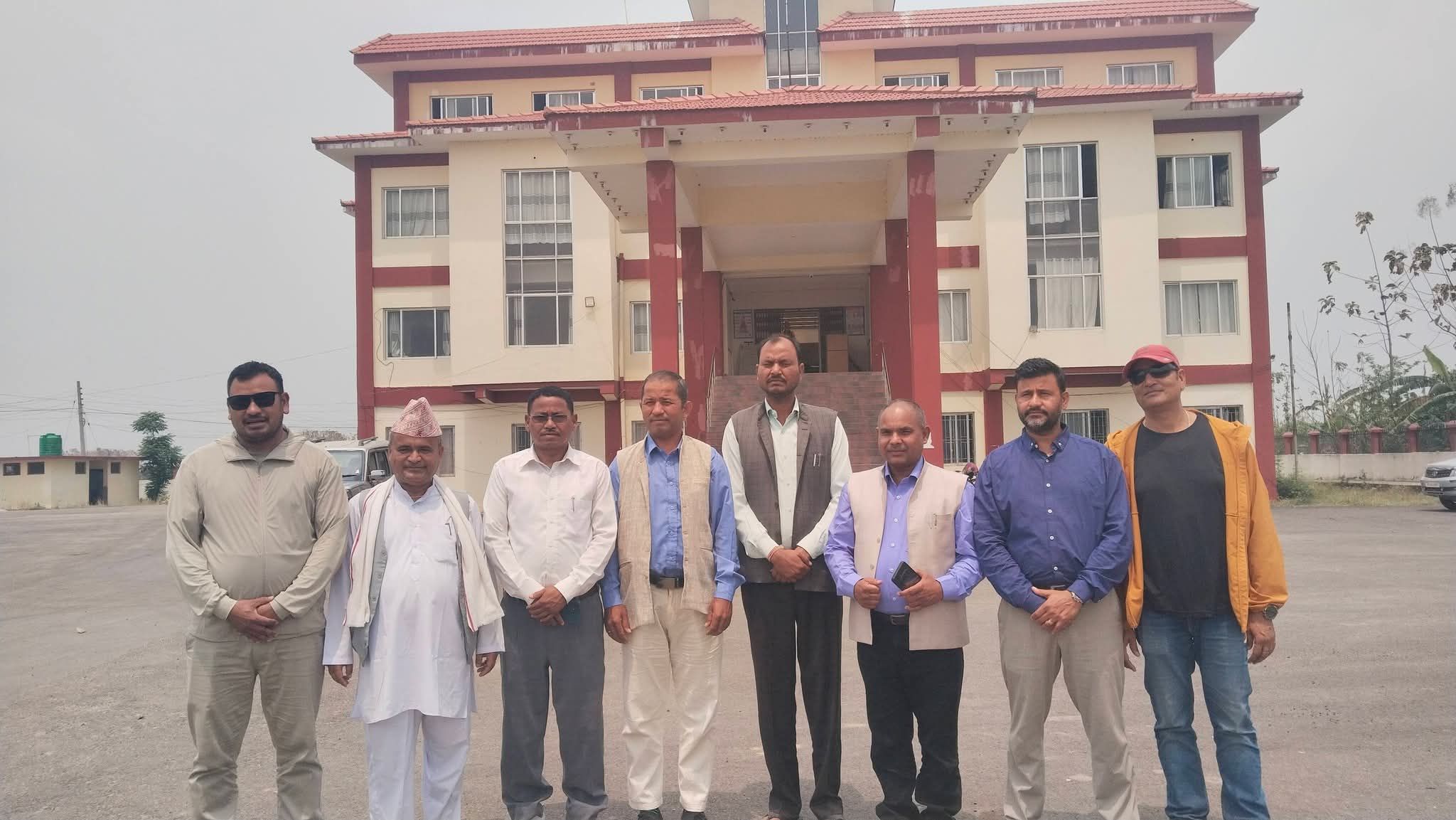 बर्दियाका आठै स्थानीय तह वन कार्यालयको सूचना विरुद्ध एकठाउँमा: ‘पहिचान नगरी बस्ती नहटाऊ’